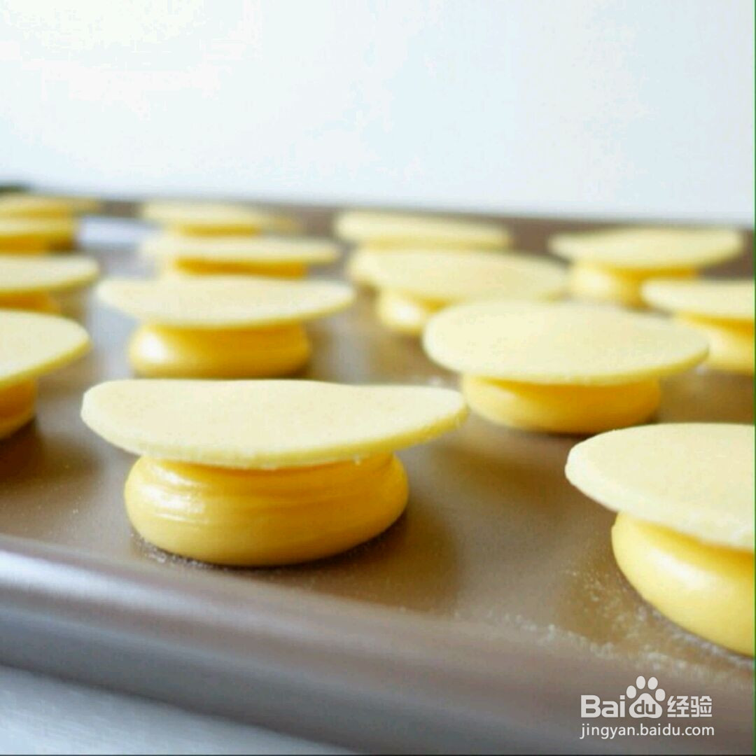 酥皮冰激凌泡芙的做法