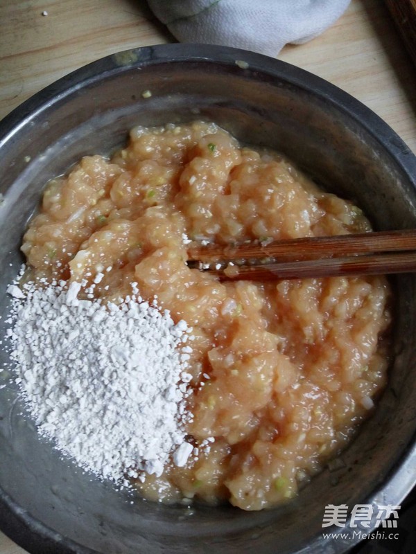 鸡肉丸子汤的做法