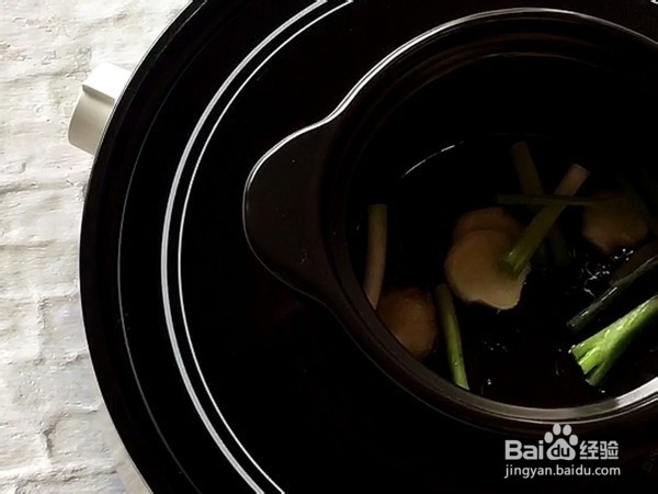 教你做西红柿金针菇豆腐
