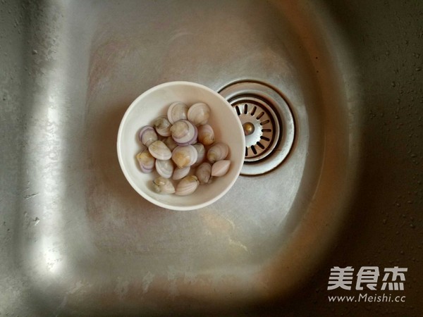 蛤蜊炖蛋的做法
