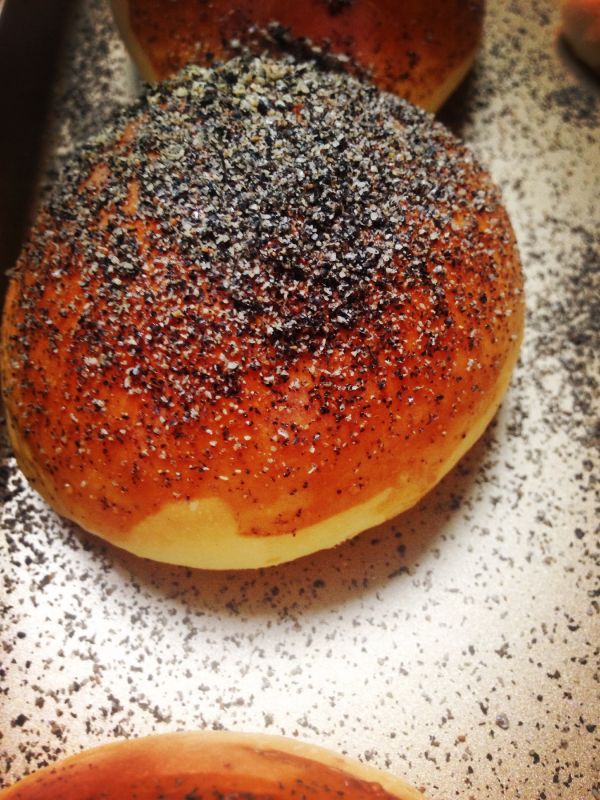 豆沙牛奶小面包