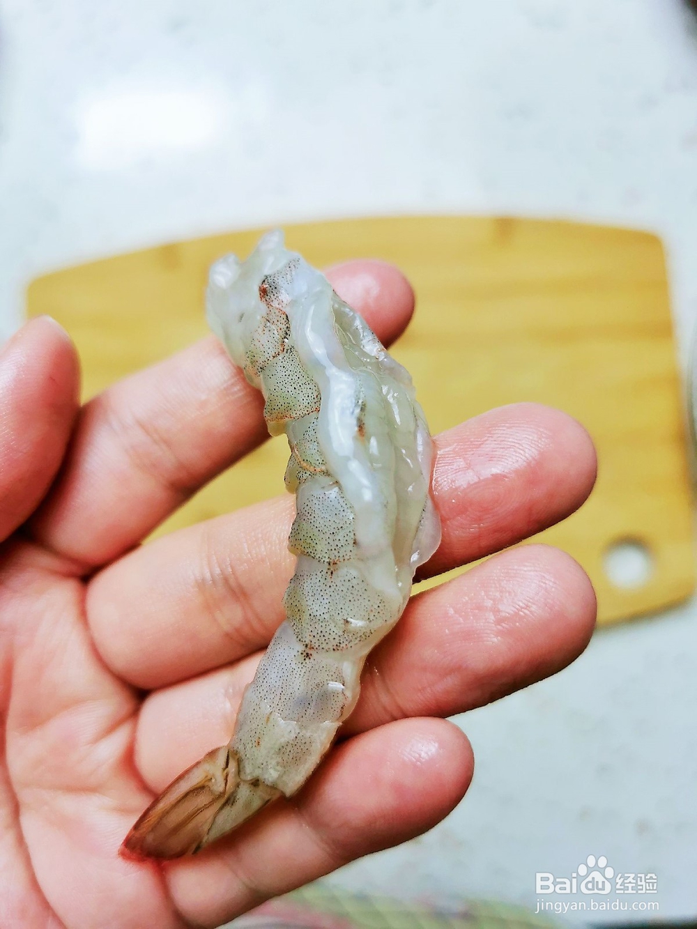 蒜蓉粉丝蒸虾的步骤