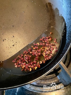 凉拌腐竹青瓜木耳的做法