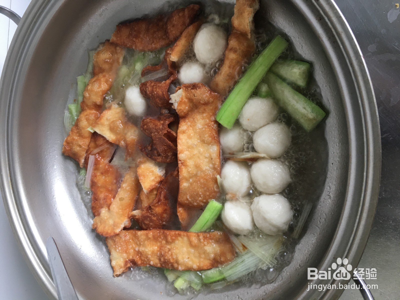 如何做丝瓜鱼丸汤泡饼