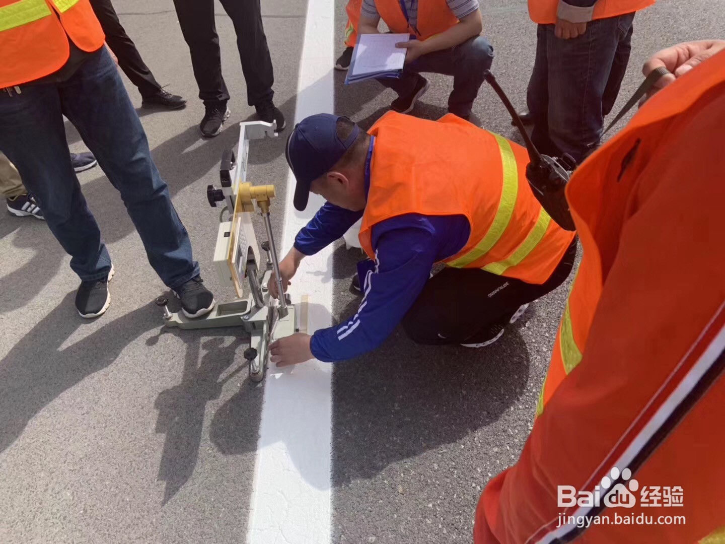 白色常温道路标线涂料制作配方流程与比例