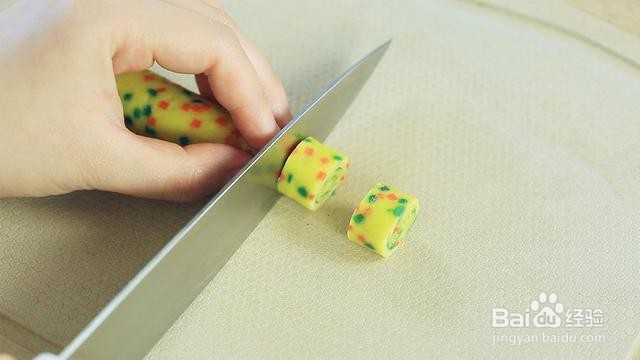 紫甘蓝蛋卷怎么做