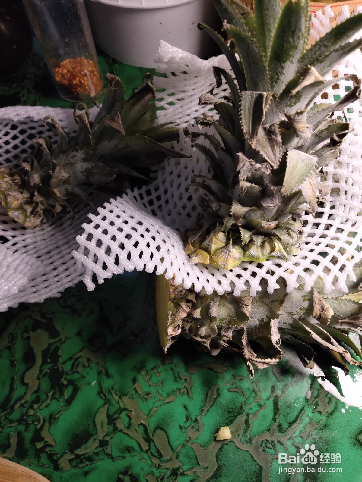 吃剩的菠萝头盆栽