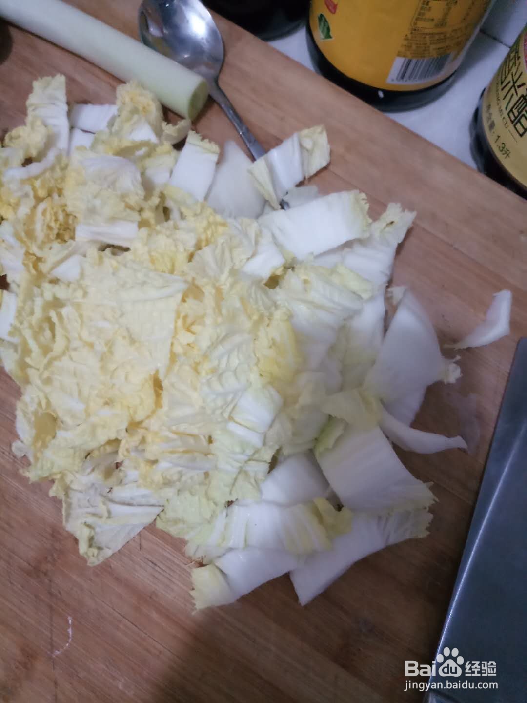 白菜炖丸子的家常做法