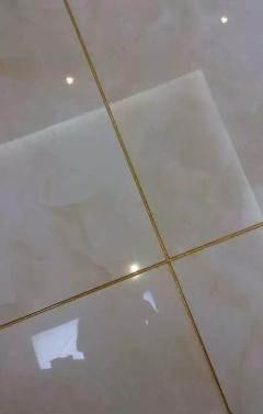 瓷砖有水胶氧化怎么处理