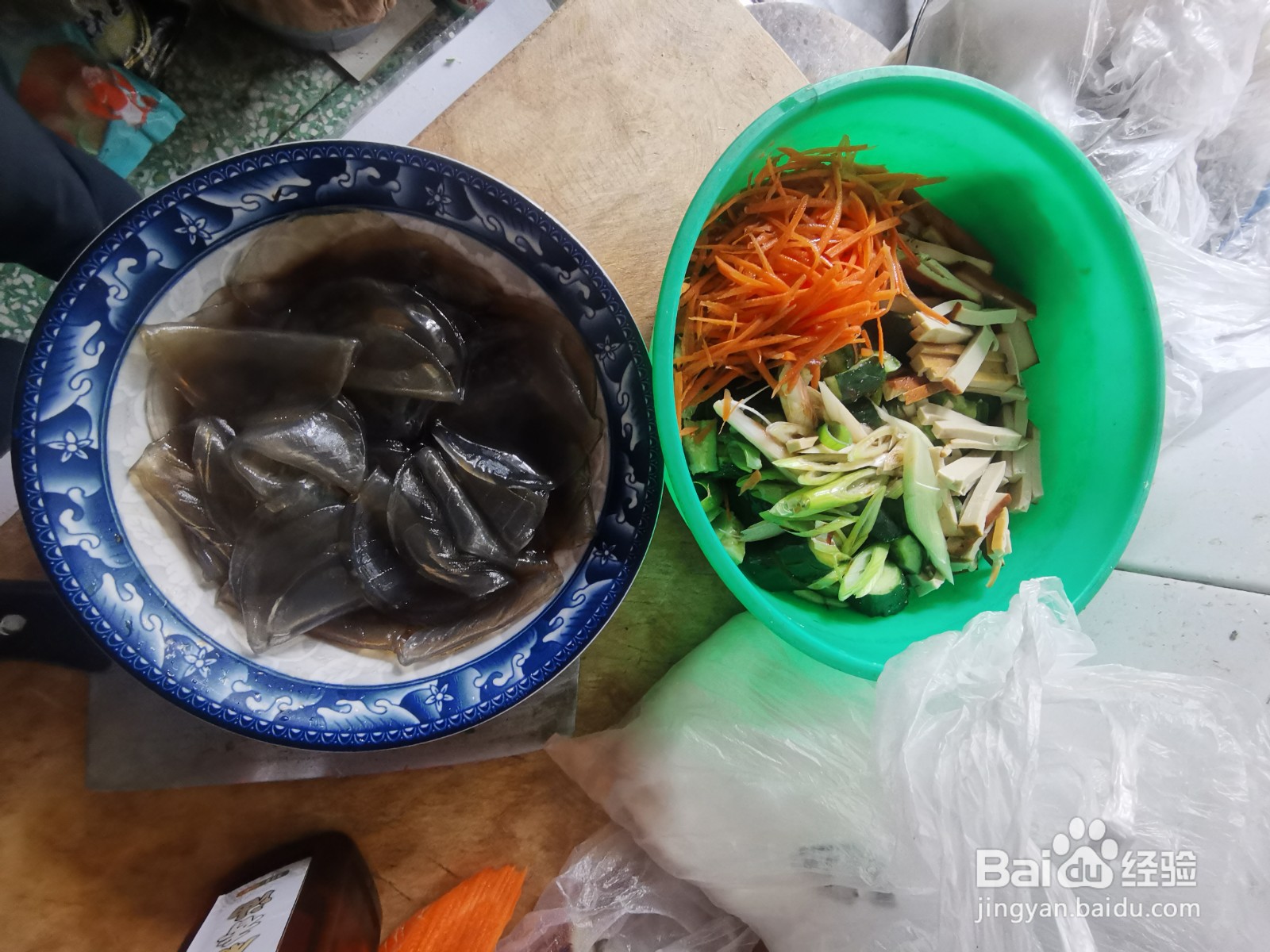 黄瓜粉皮拌素鸡