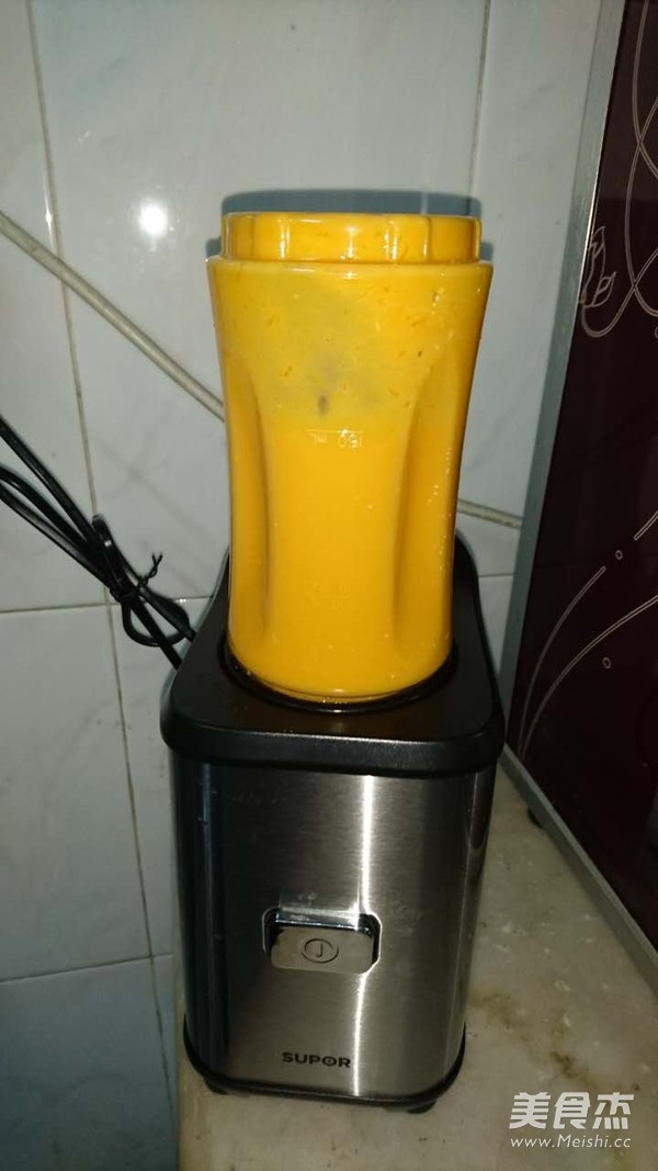 咸蛋黄南瓜浓汤