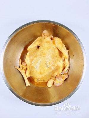 怎么做一只美味盐焗鸡