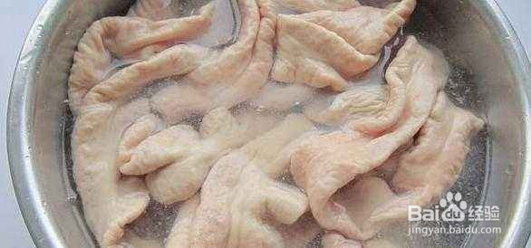 猪肠怎样处理才会脆