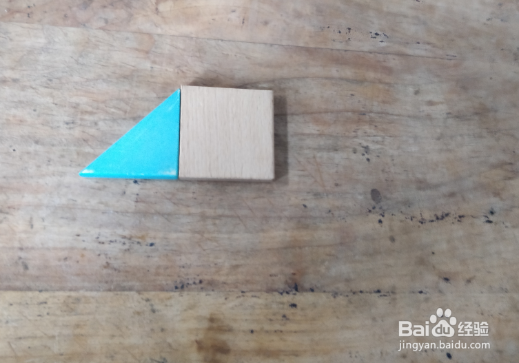 用七巧板怎样拼一只爬冰的北极熊？