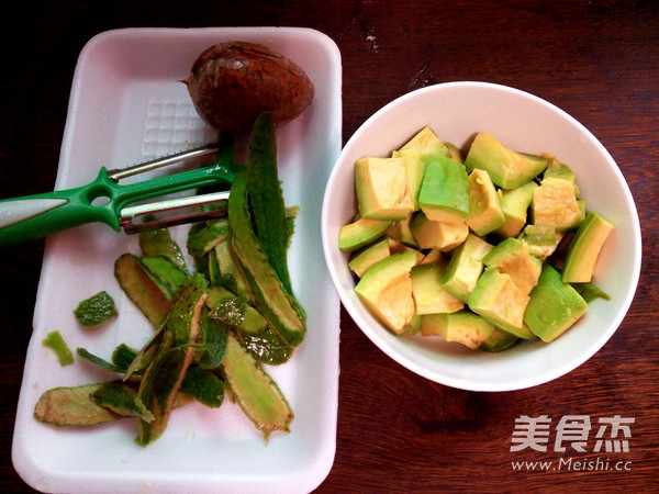 牛油果炒玉米粒