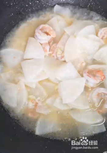 萝卜烩虾仁怎么做?