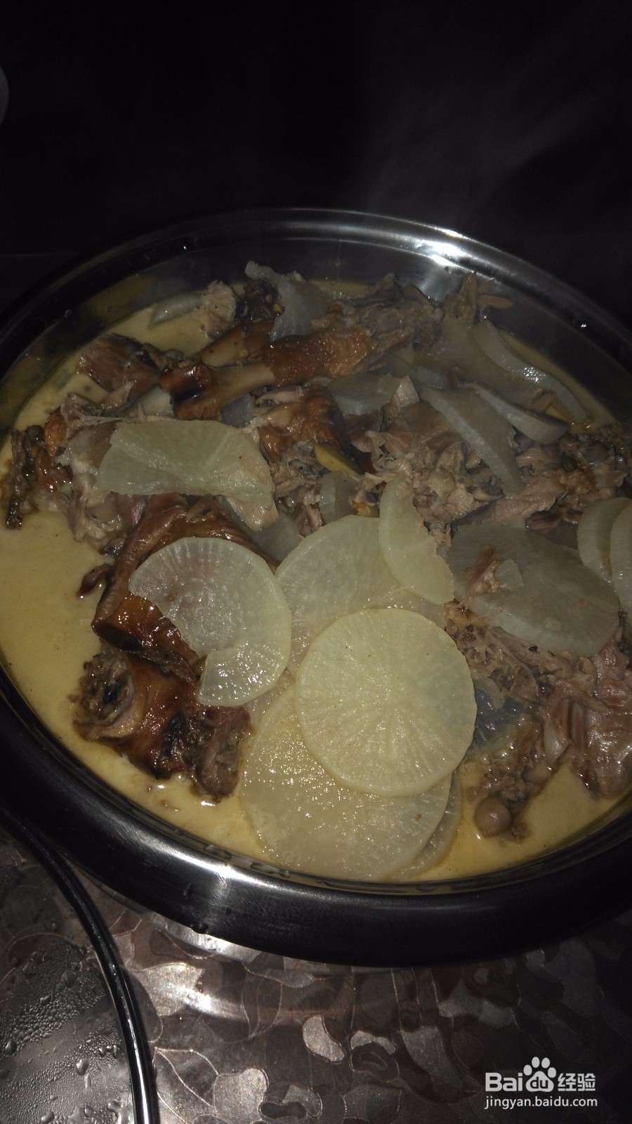 白萝卜烧鸭架的做法