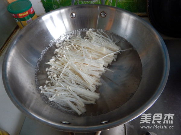 蚝油金针菇的做法