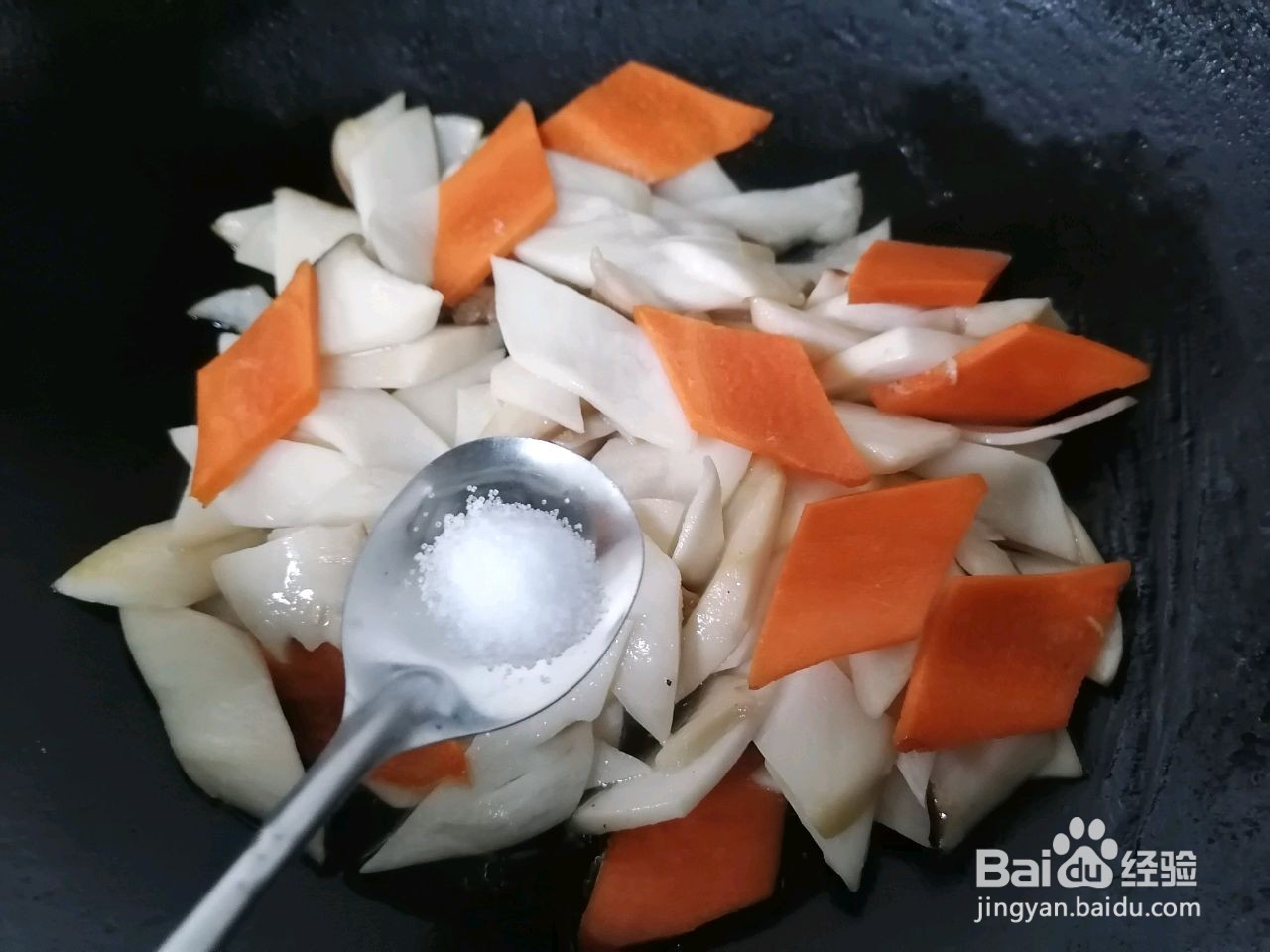 胡萝卜炒杏鲍菇怎么做