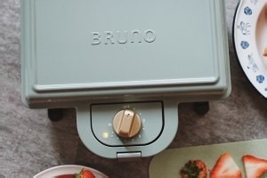 草莓汤圆乳酪热烤三明治