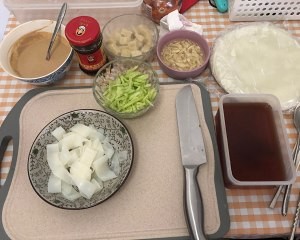 家常自制凉皮,普通面粉即可