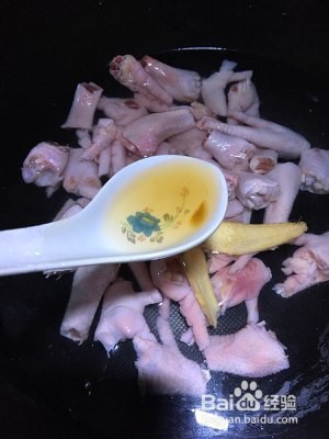 怎么做好吃的蒜香鸡爪
