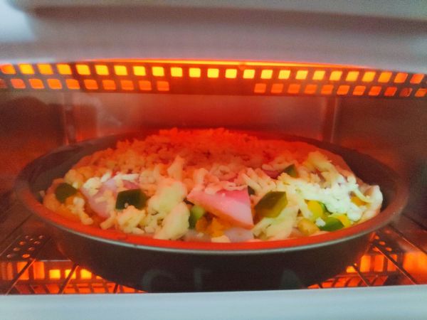 咸蛋黄培根披萨