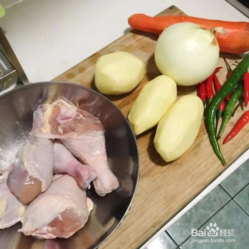 洋葱土豆炖鸡腿的详细做法，步骤简单味道丰富