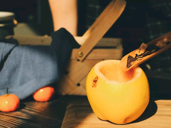 去燥润肺雪梨盅