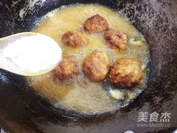 包心狮子头的做法