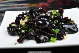 凉拌木耳的做法