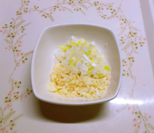 吮指藤椒油焖虾