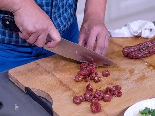 乌鱼子瑶柱腊味饭怎么做？