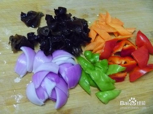 蚝油时蔬炒面片