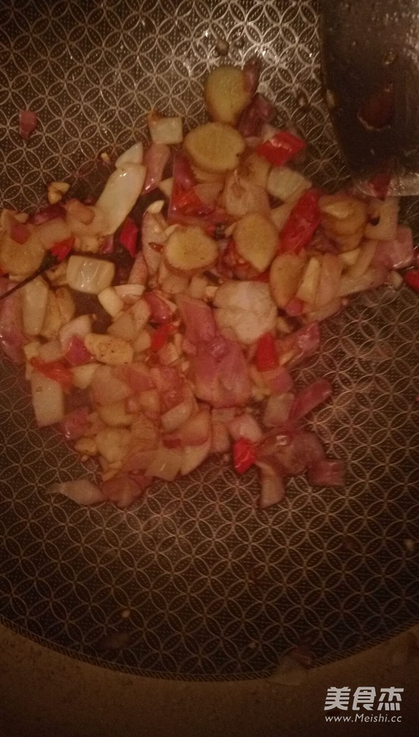 香辣焖虾的做法