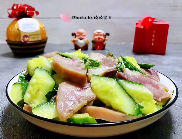 黄瓜凉拌猪头肉