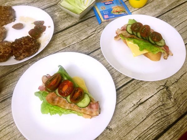 美式芥末芝士煎牛肉饼