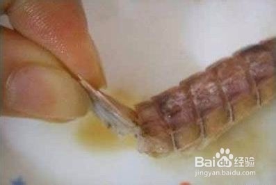 厨房小技巧：虾蛄快速剥皮无浪费方法