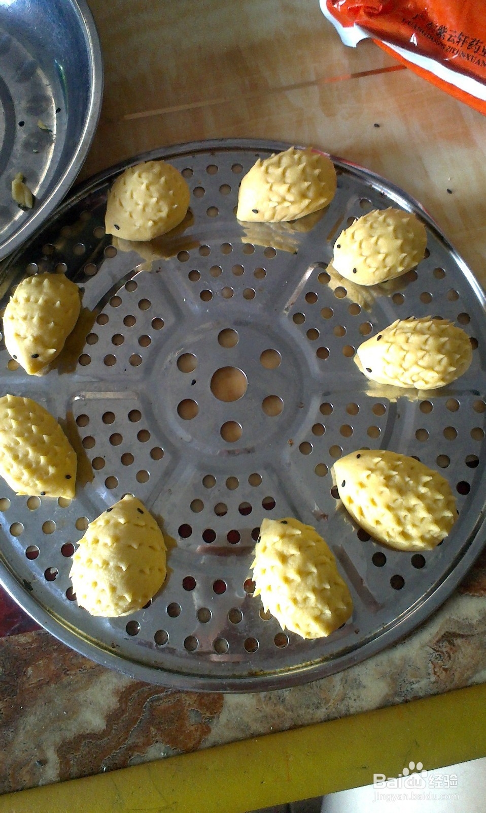 玉米面刺猬馒头的做法