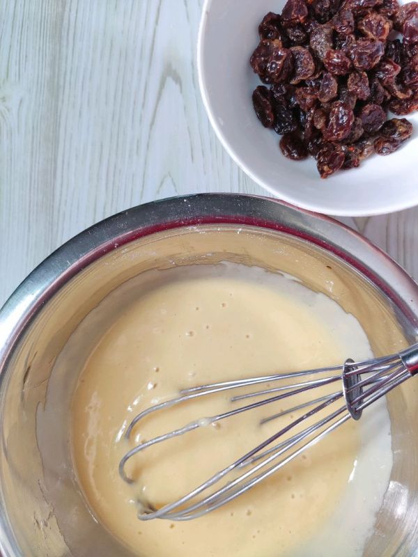 葡萄干黄油蛋糕