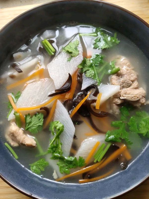 山药木耳排骨汤