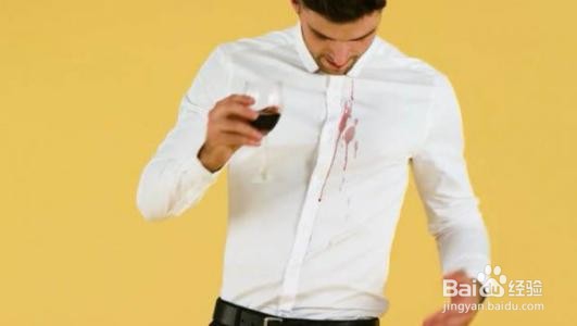 白颜色的衣服该怎么进行洗涤。