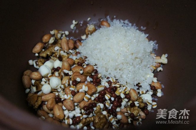 香甜粘糯八宝粥