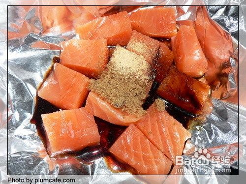 蒜香三文鱼铝箔包的做法