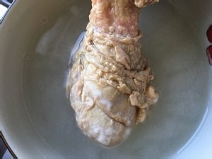 炸鸡翅的做法
