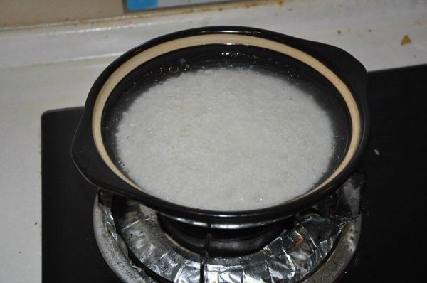 腊味双拼煲仔饭