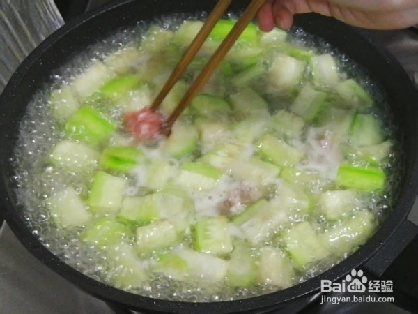 丝瓜瘦肉滚汤