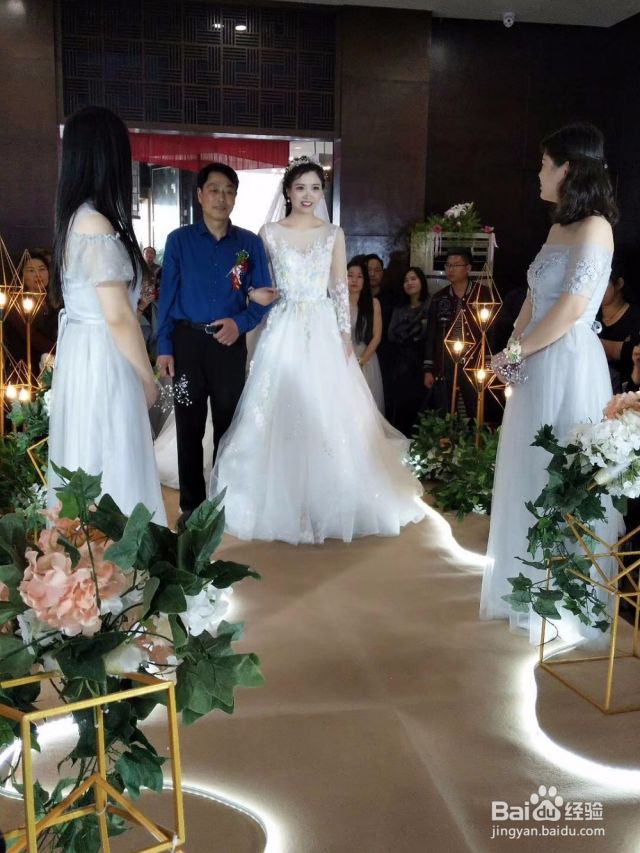 婚礼上放哪些歌曲合适（婚礼的时候放什么歌）