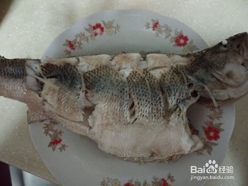 易学家常菜:清蒸桂鱼