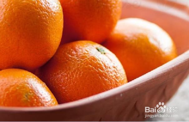 冬天吃橙子的健康益处